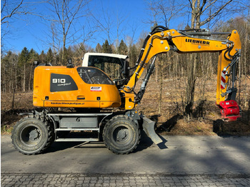 LIEBHERR A 910 Compact Litronic en crédit-bail LIEBHERR A 910 Compact Litronic: photos 2