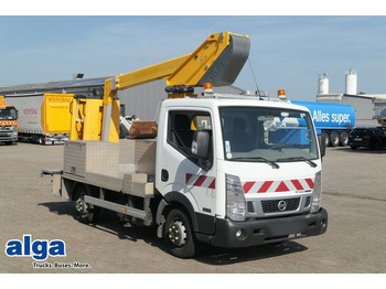 Camion avec nacelle NISSAN