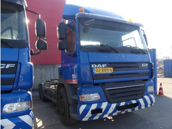 Camion ampliroll REF :4495 - Camion porte-conteneurs DAF FAS CF85 (2012-625.290 km): photos 2