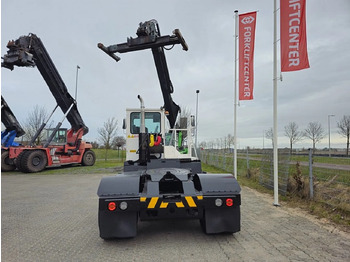 Tracteur portuaire TERBERG - YT220: photos 5