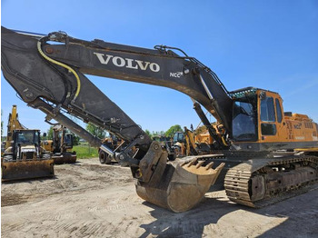 Pelle sur chenille VOLVO EC460BLC