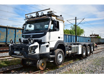 Camion porte-conteneur/ Caisse mobile VOLVO FMX