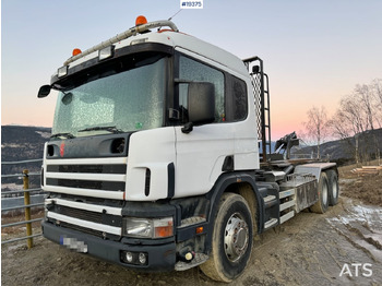 Camion ampliroll SCANIA P124