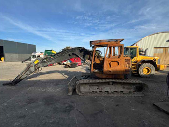 Pelle sur chenille VOLVO ECR145