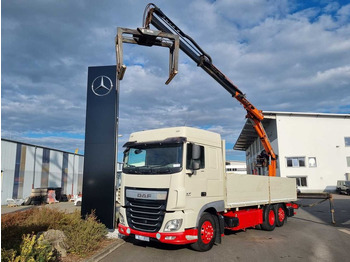 Camion plateau DAF XF 440