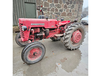 Tracteur agricole McCORMICK D-324 Standard: photos 3