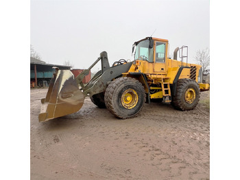 Chargeuse sur pneus VOLVO L150E