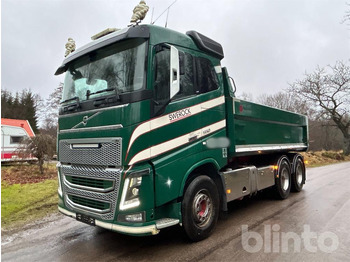 Camion benne VOLVO FH16 550