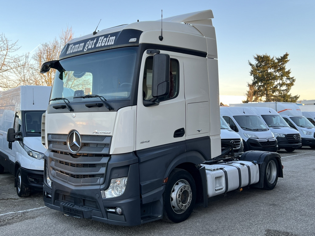 Tracteur routier Mercedes-Benz Actros 1842 Euro6 Klima 2xBett Mega-Standard SZM: photos 8