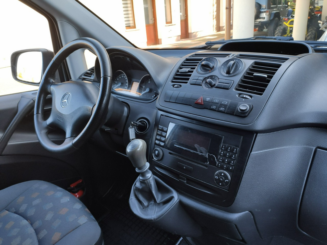 Fourgonnette Mercedes Vito: photos 20