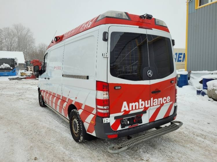 MERCEDES – BENZ SPRINTER 3.0D AMBULANCE (PROFILE) KLIMA 7.2015 EURO 6  en crédit-bail MERCEDES – BENZ SPRINTER 3.0D AMBULANCE (PROFILE) KLIMA 7.2015 EURO 6: photos 6