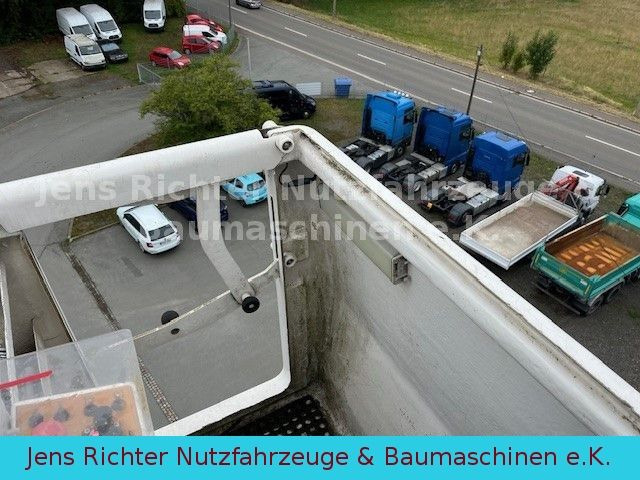 Camion avec nacelle Iveco ML 120EL18 Hubarbeitsbühne isoliert 15 Meter: photos 24