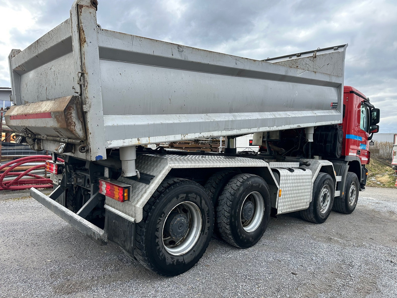 Camion benne MERCEDES-BENZ Actros 3248 8x4 Kipper: photos 10