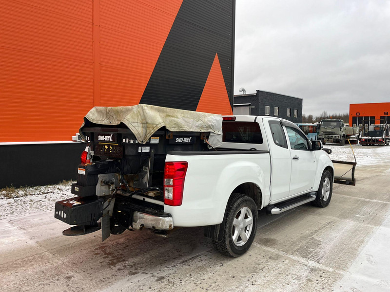 Voiture Isuzu D-max 4x4 SNOW PLOW & SPREADER: photos 7