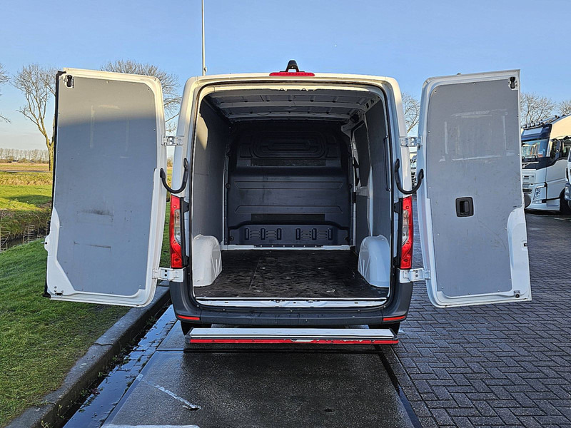 Fourgon utilitaire Mercedes-Benz Sprinter 211 CDI AUT. L1H1: photos 11