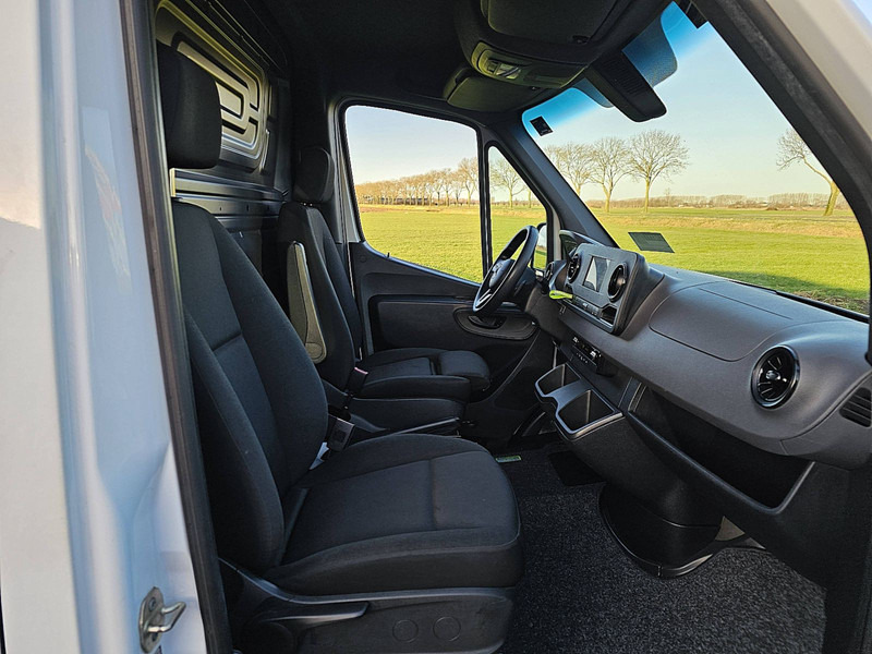 Fourgon utilitaire Mercedes-Benz Sprinter 211 CDI AUT. L1H1: photos 7