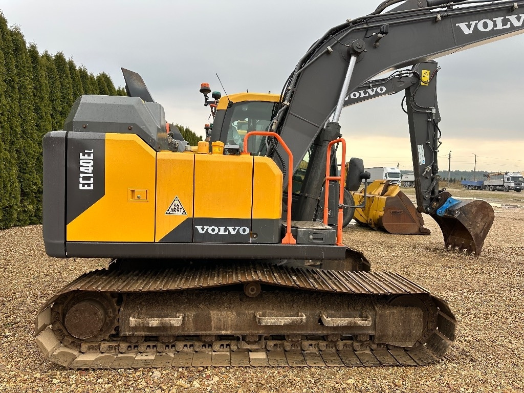 Volvo EC 140 EL  en crédit-bail Volvo EC 140 EL: photos 6