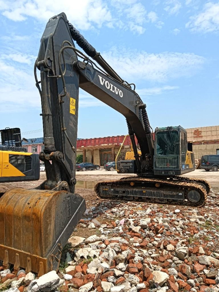 Volvo EC 240  en crédit-bail Volvo EC 240: photos 8