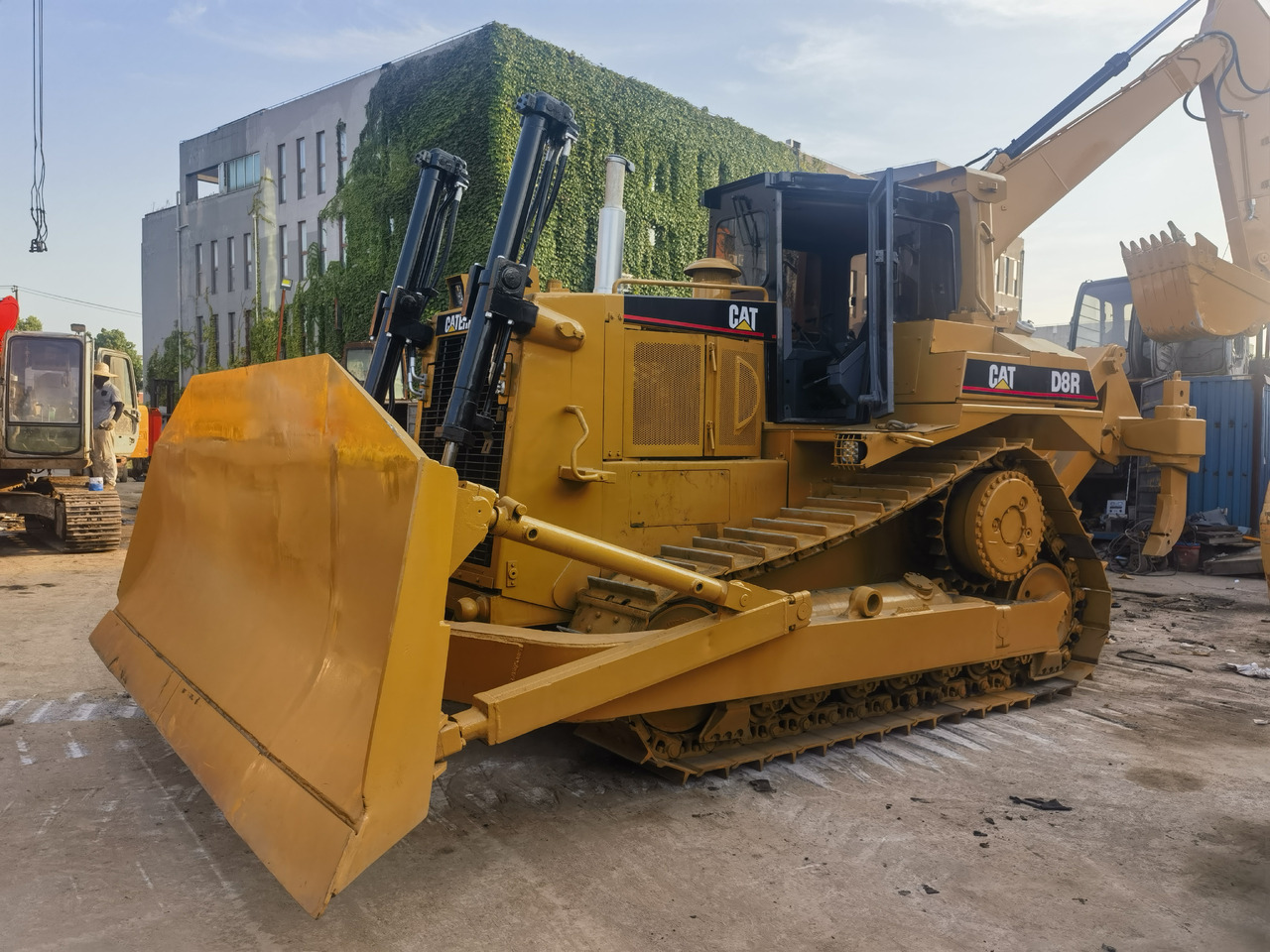 Bulldozer used cat d8r bulldozer: photos 6