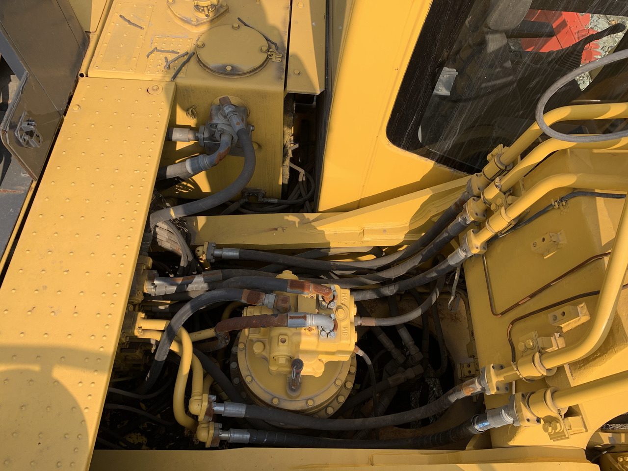 Pelle sur chenille KOMATSU PC450: photos 25