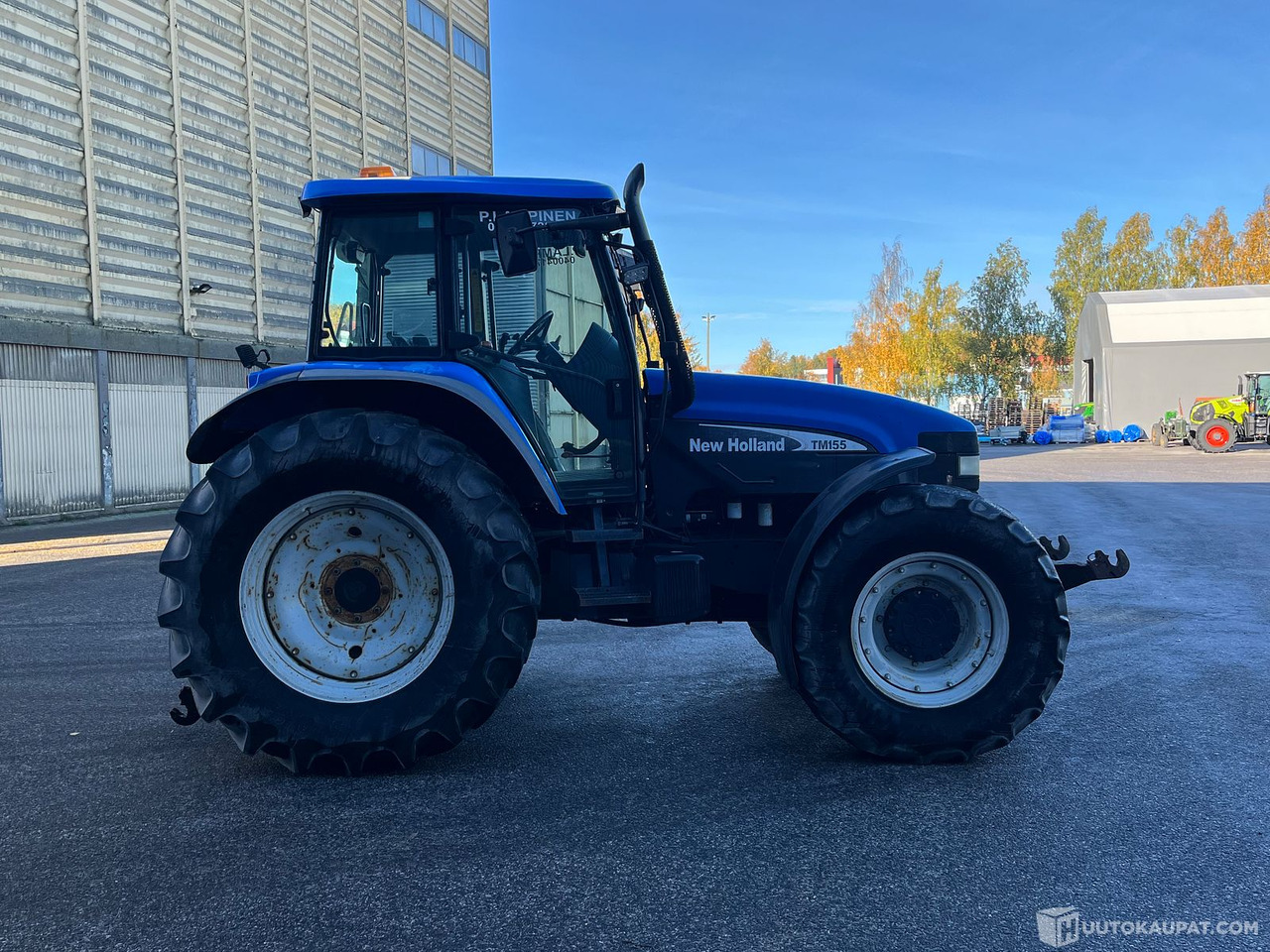 Machine agricole New Holland TM155, traktori etunostolaitteeella, 2004, INTEXW, Salo: photos 8