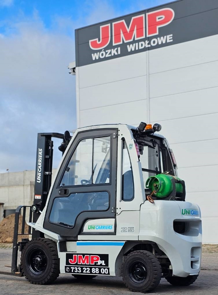 Chariot élévateur à gaz UniCarriers U1D2A25LQ DX25: photos 16