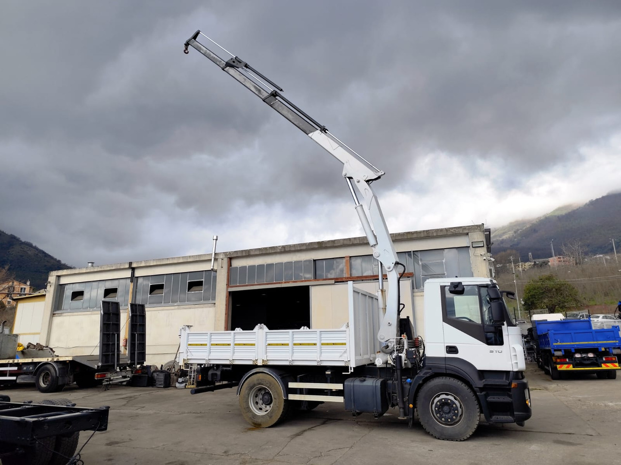 Camion grue IVECO STRALIS AD 190S31P: photos 41