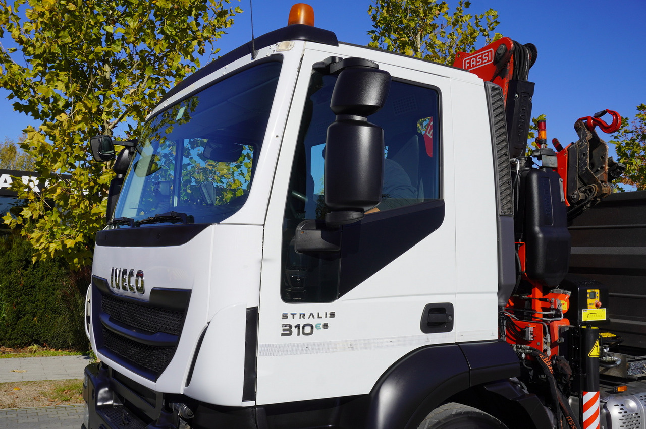 IVECO Stralis 310 E6 / NEW 3-sided tipper / Fassi F135 crane with remote control en crédit-bail IVECO Stralis 310 E6 / NEW 3-sided tipper / Fassi F135 crane with remote control: photos 32