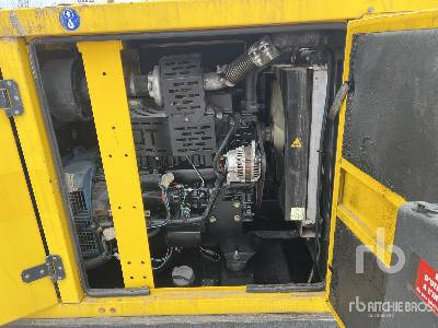 Groupe électrogène SDMO J66K 220 66 kVA: photos 9