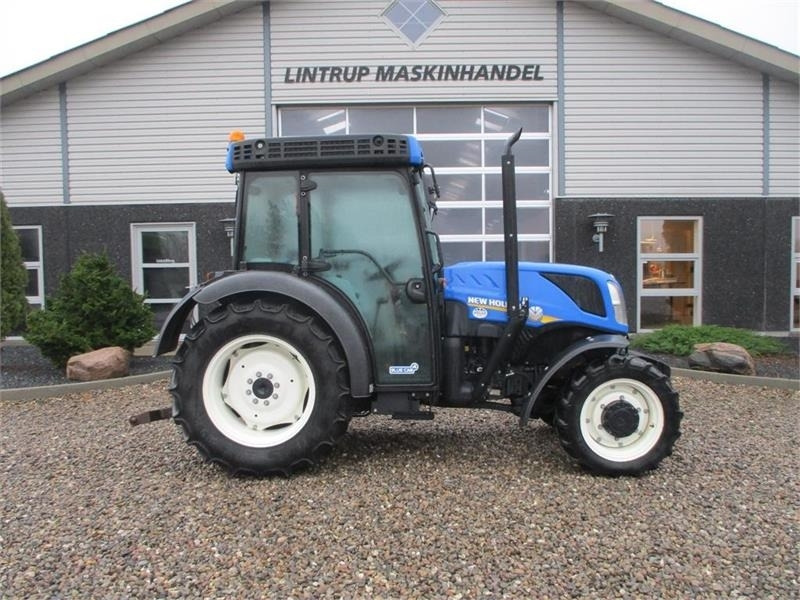 Tracteur agricole New Holland T4.80 F SuperSteear med aircondition og koblingsfr: photos 18