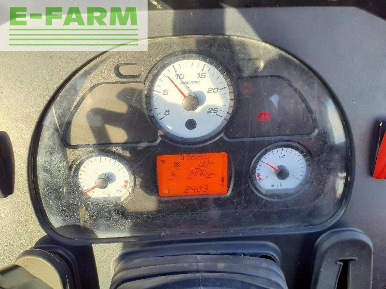 Tracteur agricole Massey Ferguson 4708: photos 8