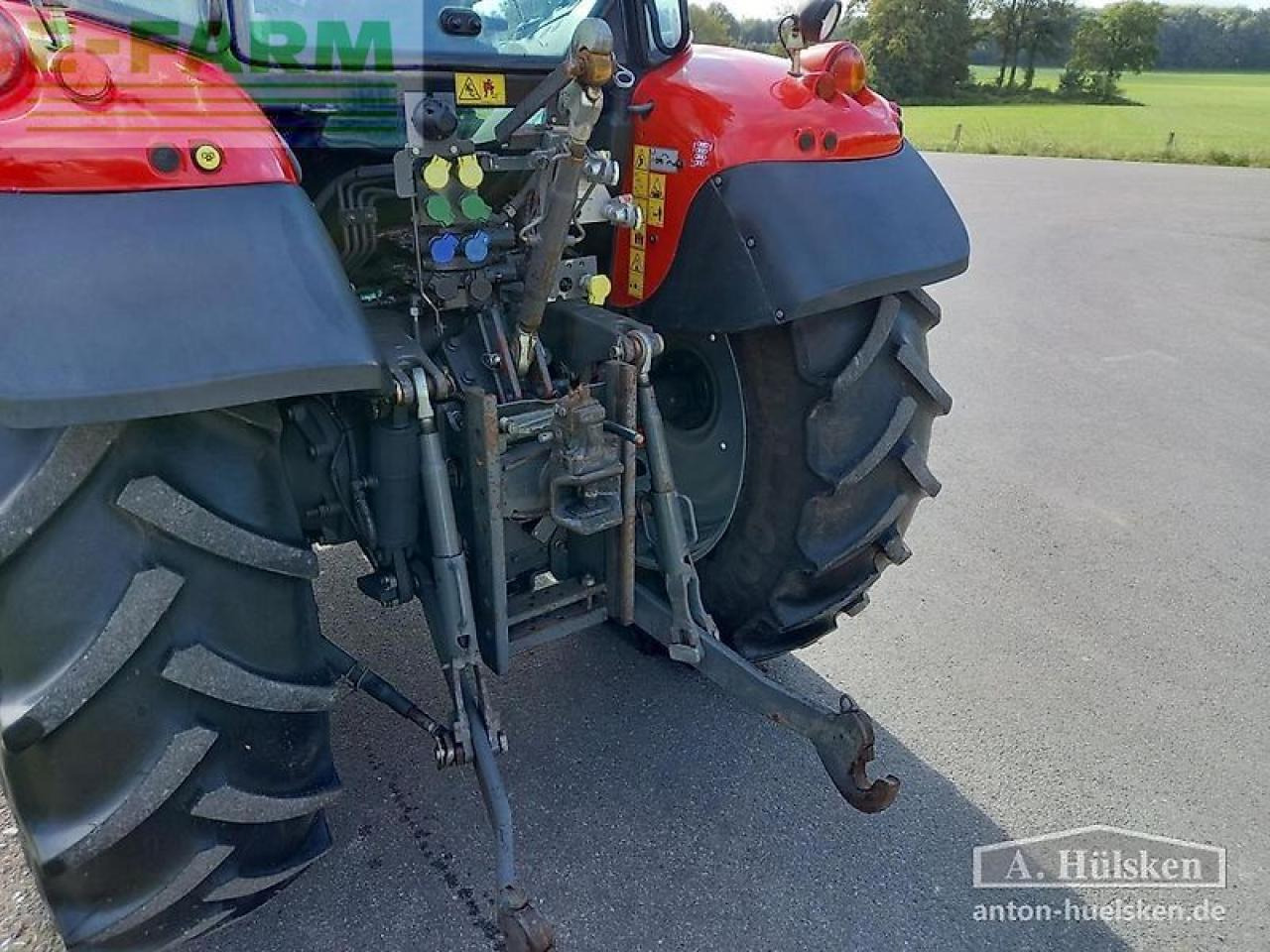 Tracteur agricole Massey Ferguson mf5611dyna4: photos 9