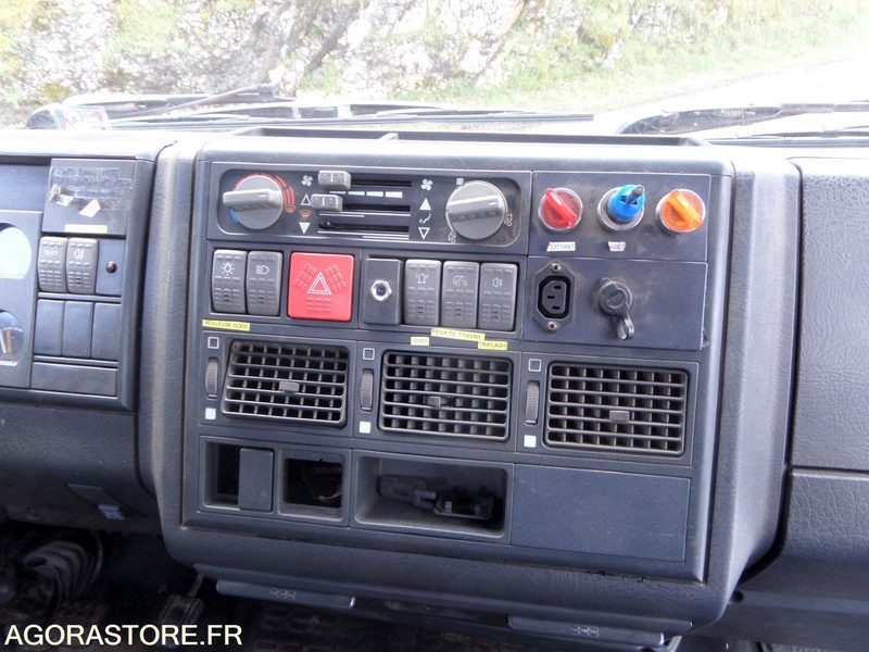 Camion Iveco 150E18 - 1998 - 161170km - (BX-528-YF): photos 10