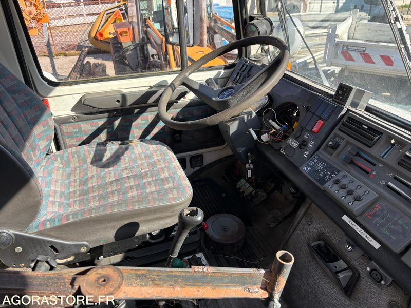 Camion VTC07 Mercedes UNIMOG 1650: photos 6