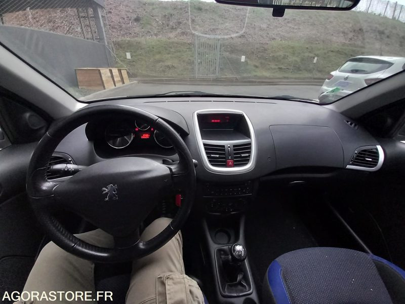 Voiture PEUGEOT 206+ 1.4i 73 cv - Très bon état - 96 700 km - SANS CT - CJ-103-LC: photos 12