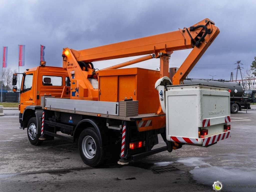 Mercedes-Benz  ATEGO 1018 WUMAG WT17 Platform Lift 17m en crédit-bail Mercedes-Benz  ATEGO 1018 WUMAG WT17 Platform Lift 17m: photos 6