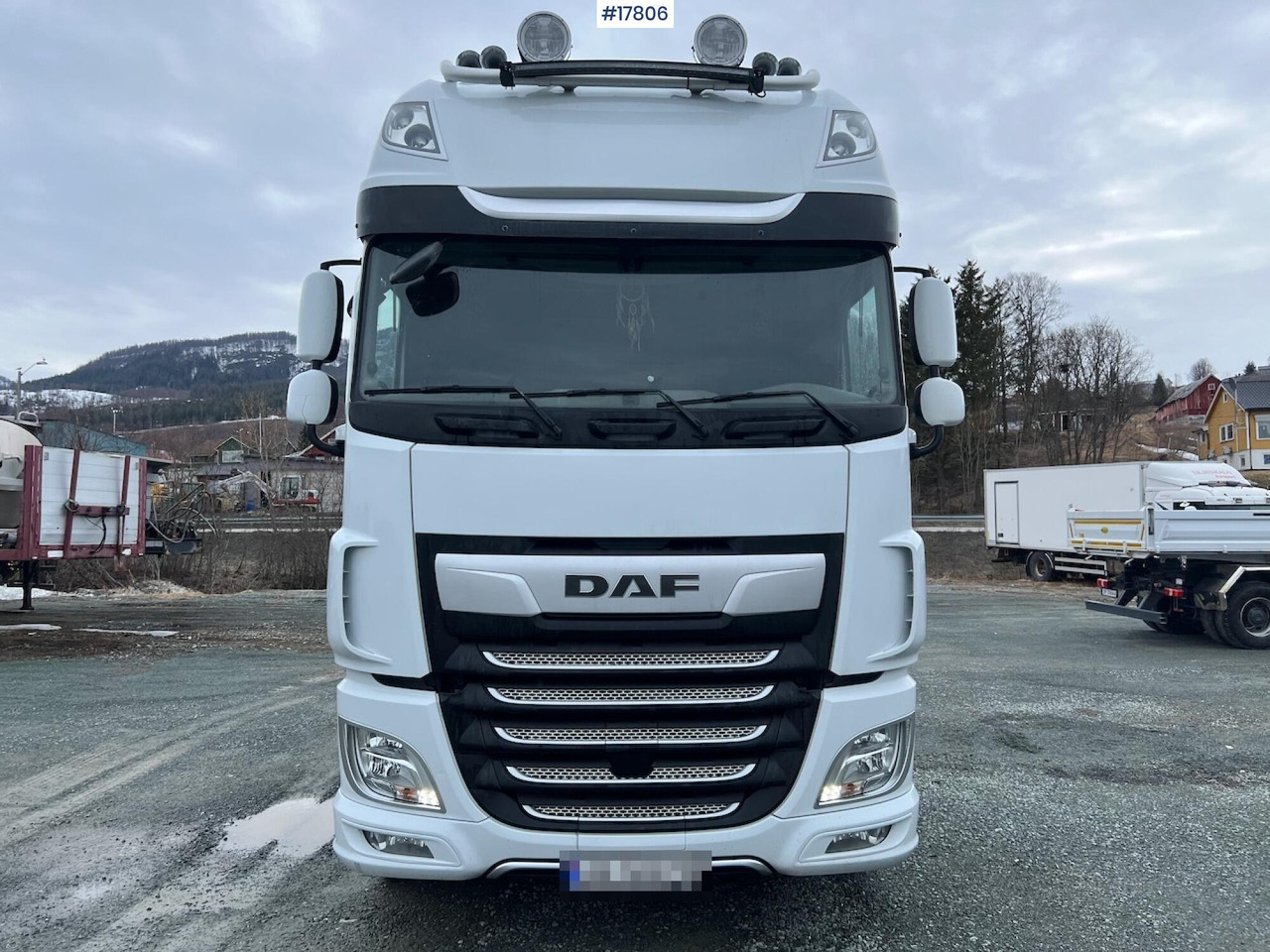 Tracteur routier DAF XF 530: photos 9