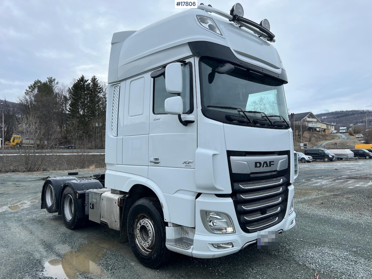 Tracteur routier DAF XF 530: photos 8