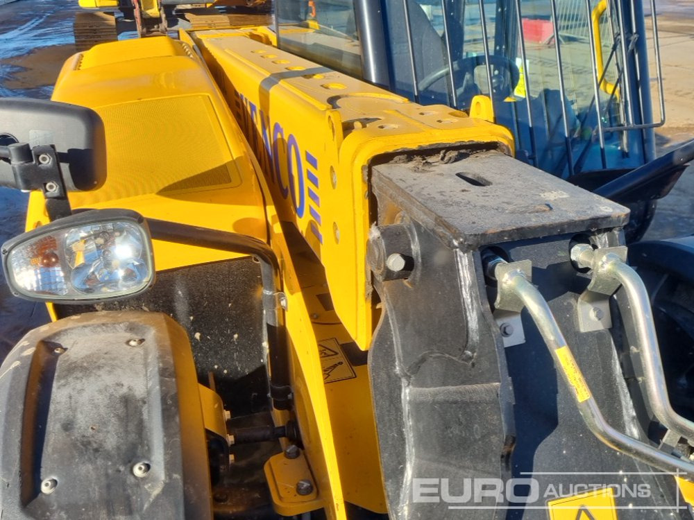 Chariot télescopique 2022 JCB 525-60: photos 19