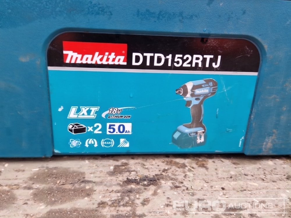 Matériel de chantier Makita 110Volt Impact Gun, 110Volt Hammer Drill, Battery Impact Gun (2 of), Battery Hammer Drill, Spectra Laser Level: photos 21