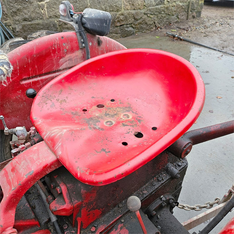 Tracteur agricole McCORMICK D-324 Standard: photos 10