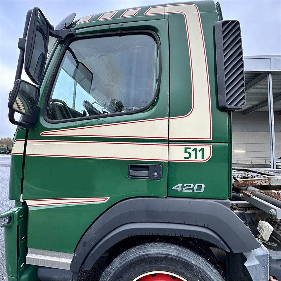 Camion - système de câble Volvo FM-330: photos 10